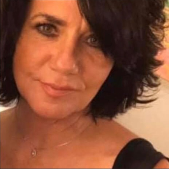 Meet your Posher, Rebecca - Picture 1 of 1